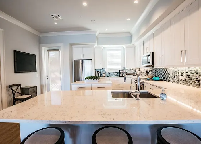 Clearwater Beach Townhome Wgame Room Boat Slip *